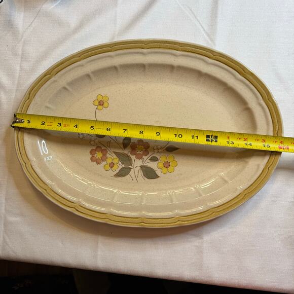 Vintage Crown Manor Floral Garden Serving Platter Stoneware Japan  11" x 16" EUC - Picture 5 of 6